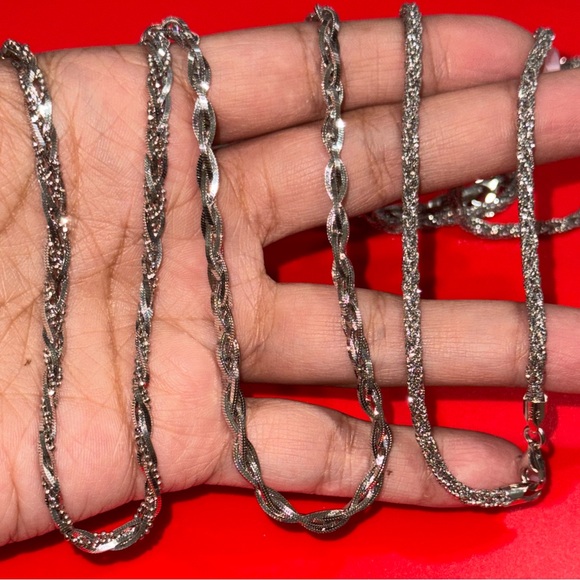 Globe Pendant | 925 Gold Vermeil | Spinning World Pendant | Globe World Charm - Picture 8 of 8